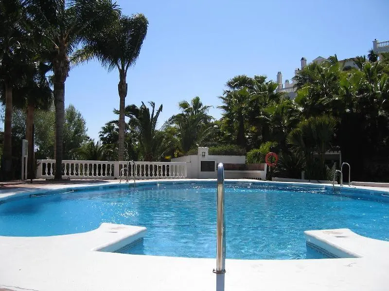 1 Bed Traditional Holiday Rental Cottage Oasis Capistrano Nerja Spain Prázdninový dům