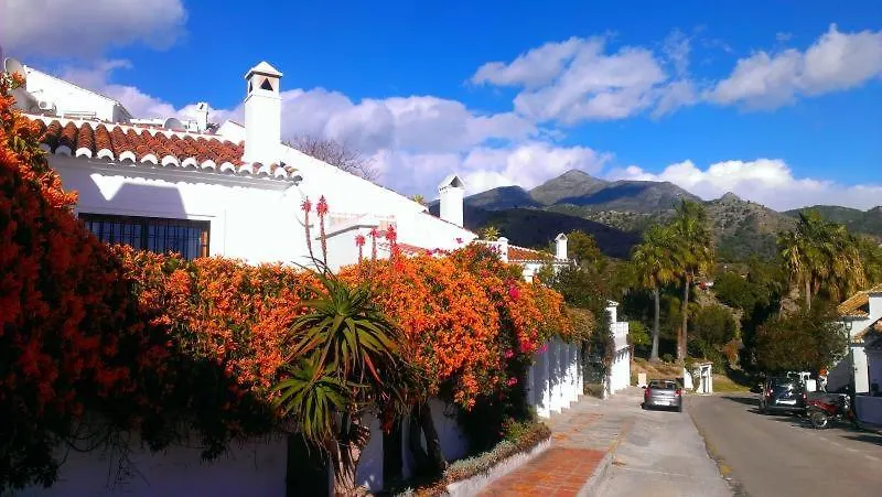 1 Bed Traditional Holiday Rental Cottage Oasis Capistrano Nerja Spain España